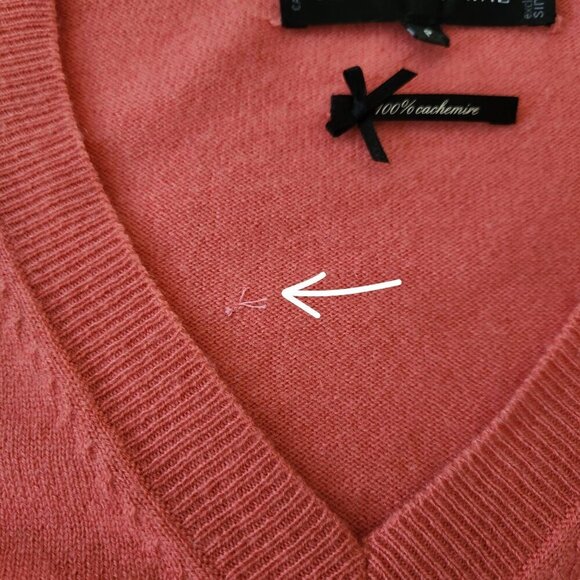 CONTEMPORAINE (Simons) 100% cashmere v-neck sweater women's small color peach - Picture 13 of 14